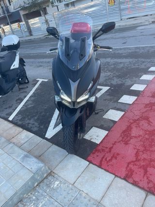 Kymco Xciting 400S Negra/Gris