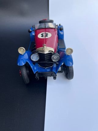 Mercedes Benz SSK 1/18 Burago