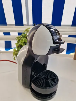 Cafetera Dolce Gusto