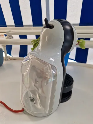 Cafetera Dolce Gusto