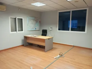 Nave Industrial en Polígono El Rubial, Villena.