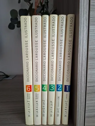 Diccionarios Larousse Ilustrados