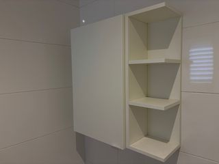 Estantería/armario baño blanco