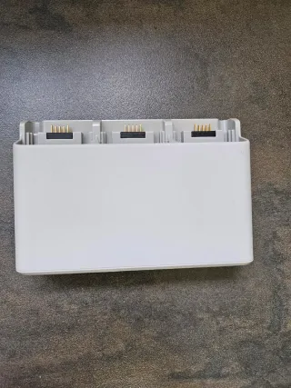 Hub + Baterías DJI Neo