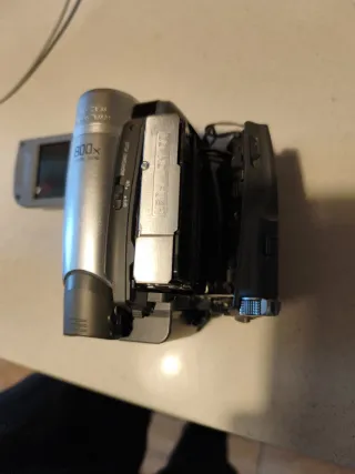 Videocámara Sony DCR-HC27E (Piezas/Reparación)