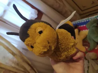 Peluche Jellycat Bashful Berta Bee