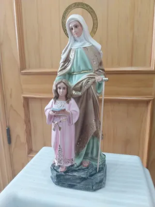 Imaginería religiosa: Santa Ana y niña
