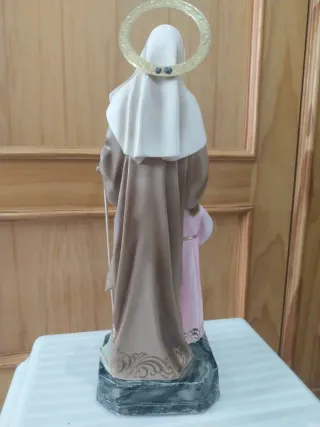 Imaginería religiosa: Santa Ana y niña