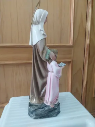 Imaginería religiosa: Santa Ana y niña