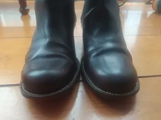 BOTAS BORDADAS DE SFERA