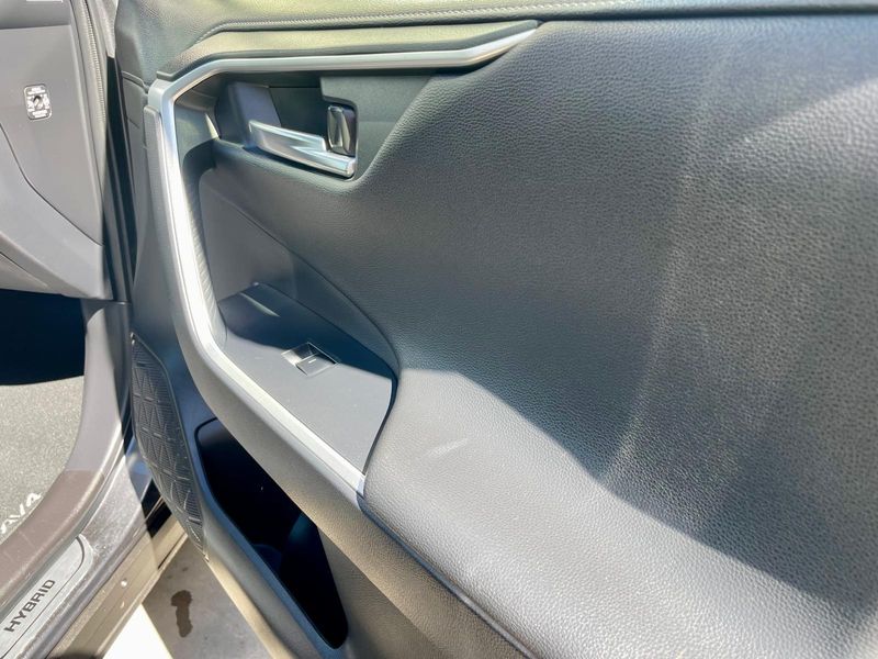 Toyota RAV4 2022, foto 40