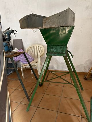 Molino triturador manual verde