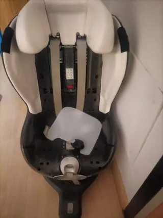 Silla de auto para bebé