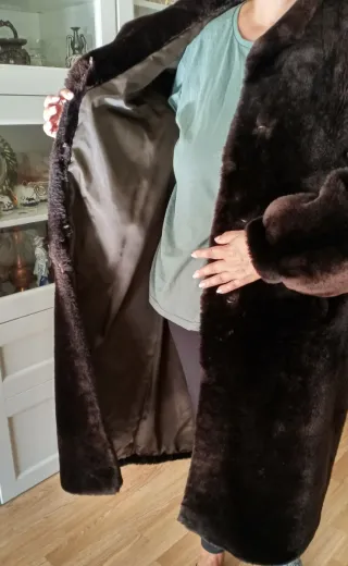 Abrigo de piel mouton auténtica marrón