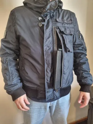 Chaqueta Aviador Schott azul marino.