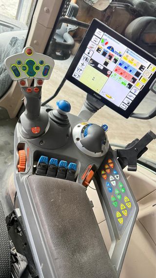 Tractor Fendt 933 PROFI PLUS