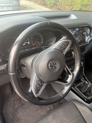 Volkswagen T-Cross 2019