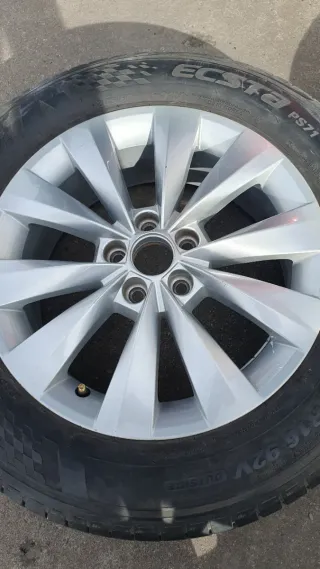 Volkswagen Touran 2016