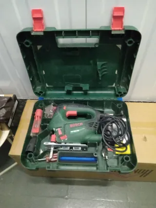 Caladora Bosch PST 800 PEL,más 10 cuchillas nuevas