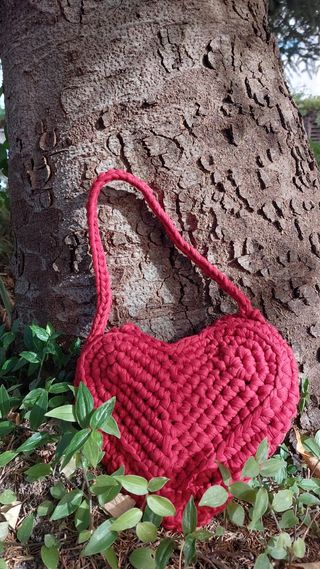 Bolso Corazón Rojo Hecho a Mano