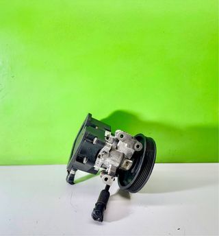 Bomba Dirección Mercedes Sprinter 2.2CDI 2002