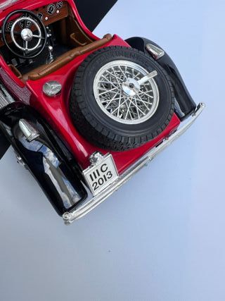 Mercedes Benz SSK 1/18 Burago