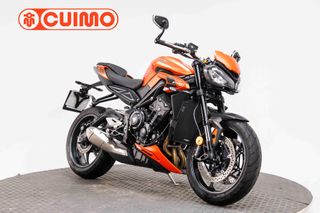 TRIUMPH STREET TRIPLE