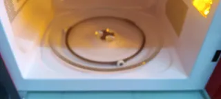 Microondas Candy Rojo