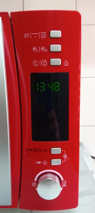 Microondas Candy Rojo