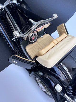 Burago Mercedes Benz 500K Roadster 1/18