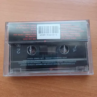 Casete Extremoduro: ¿Dónde están mis amigos?