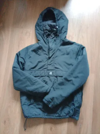 Cazadora Canguro Pull&Bear Negra