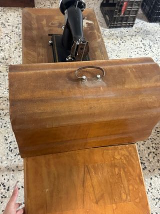 Máquina de coser antigua Alfa