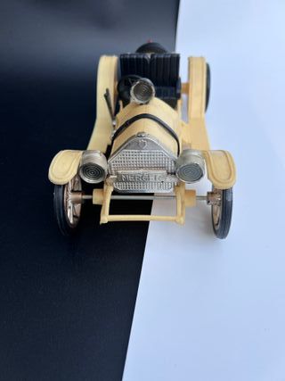 Mercedes Nacoral (España) Coche Juguete