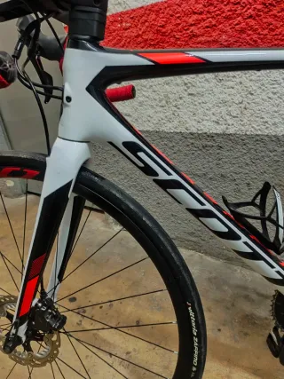 Bicicleta Scott de carretera carbono