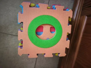 Puzzle suelo acolchado con números y letras