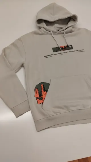 Sudadera Pull&Bear Beige con Estampado