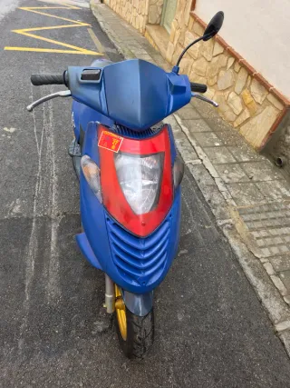 Aprilia sonic