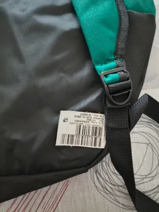 Mochila Quechua Verde y Negra