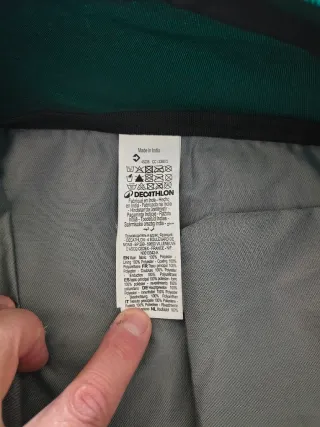 Mochila Quechua Verde y Negra