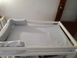 Cambiador Bebé IKEA Gulliver Blanco con cestas