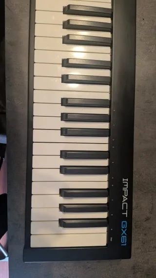Teclado Controlador MIDI Nektar Impact GX61 USB