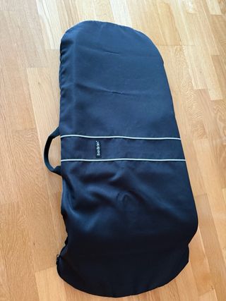 Hamaca bebé Babybjörn gris tejido 3D