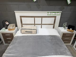 Cabecero de madera y blanco