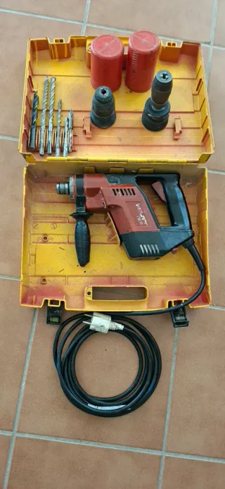 Taladro percutor HILTI