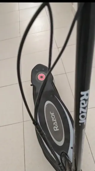 Patinete Eléctrico Razor E90 niños