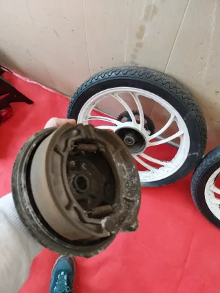 Llantas Yamaha RD 125