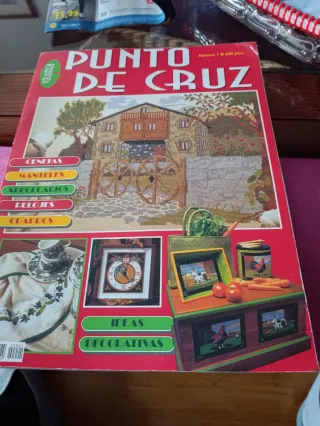 Revista vintage de punto de cruz. Volumen I