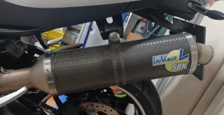 Escape LeoVince SBK F800 Carbono