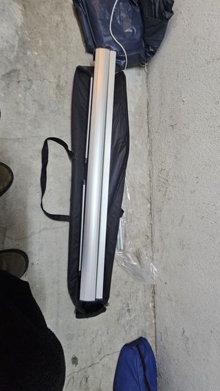 Soporte para cartel enrollable